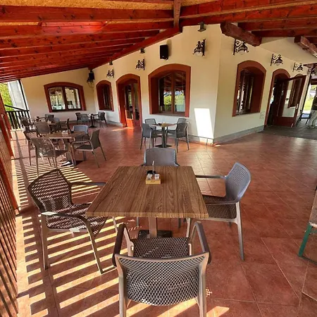 Na Bregu Camp Smlednik Gostinjska kuća 3*