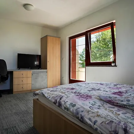 Na Bregu Camp Smlednik 3* Medvode